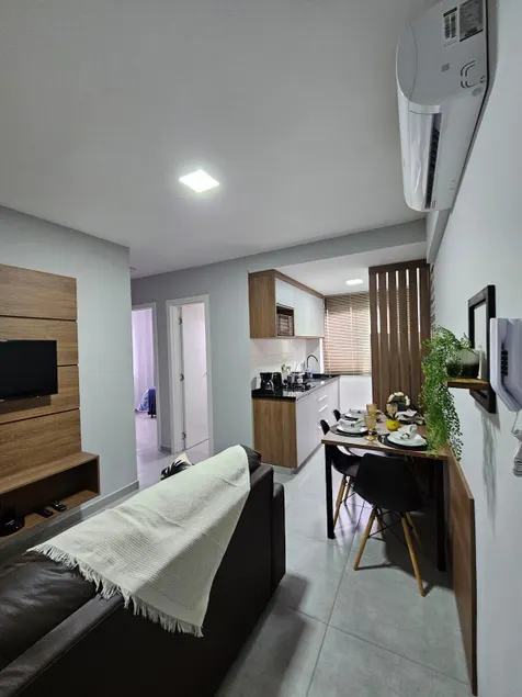 Entire Apartment, with Air-Conditioning and Garage - Image 1