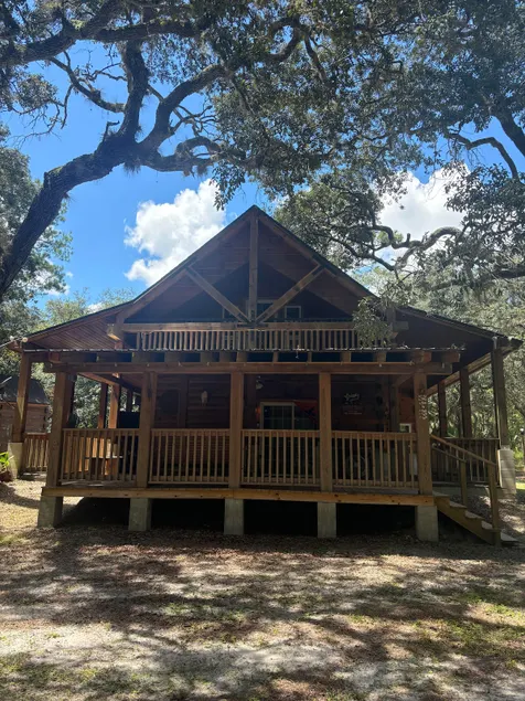 Log Cabin-Custom Built Sleeps 10 - Image 1