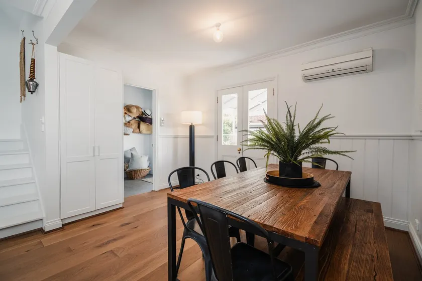 Hamptons On Selby- Barwon Heads. Family and couples beach escape - Image 1
