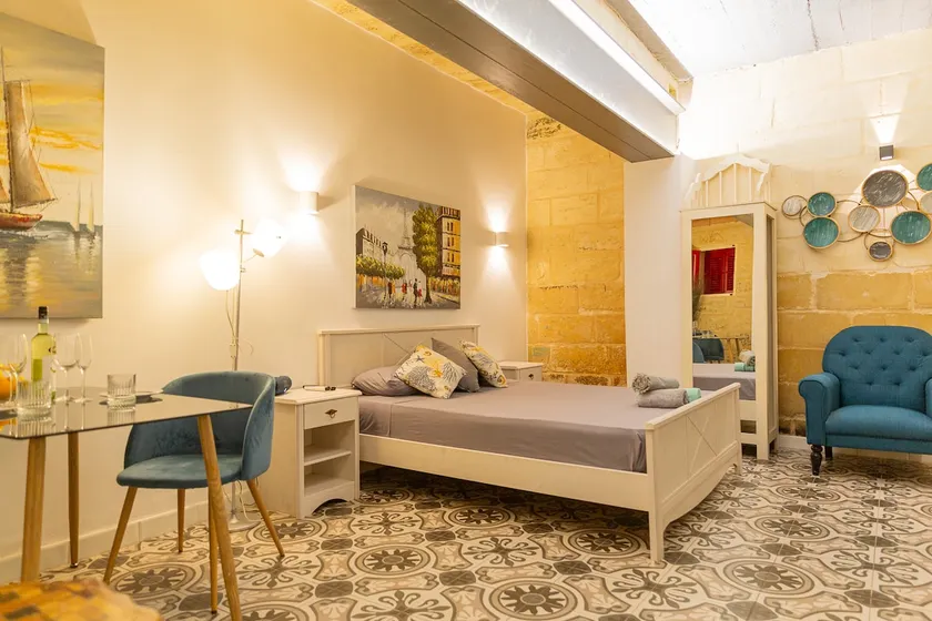 RUWTS Valletta Central Maisonette - Image 1