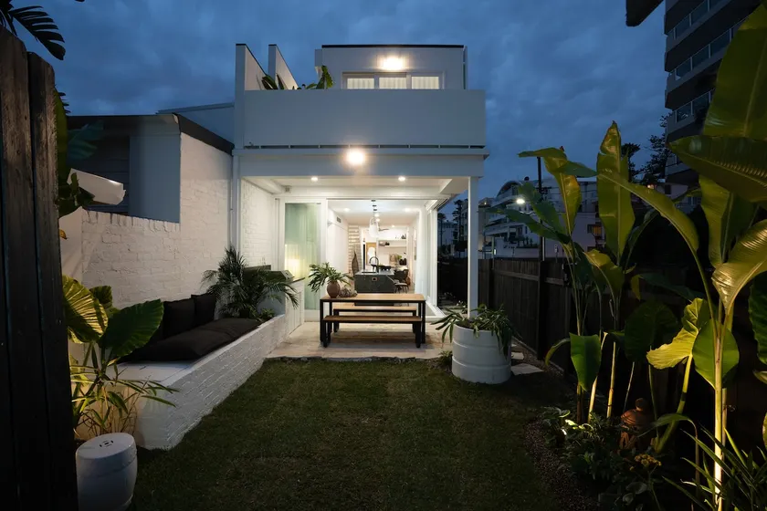 Ultimate Luxury in Manly Beach - Image 1