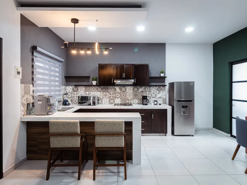 Deluxe apartment, centrally located and equipped. Apartment 4 - Image 1
