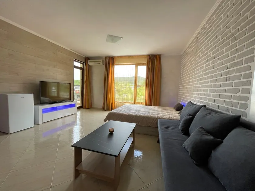 Sveti Vlas Modern Studio with Pool & Balcony by Flat Mаnаger - Image 1