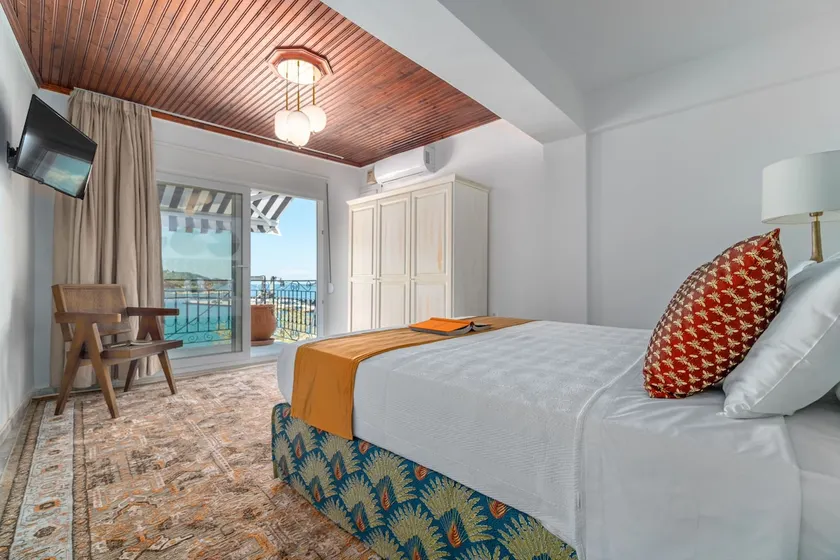 Megaron Skiathos Boutique Residence - Image 1