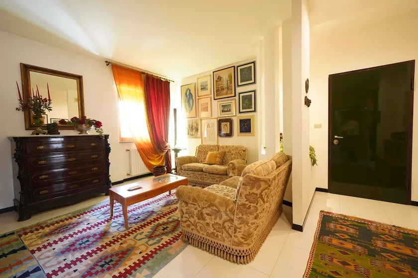 Suite Leone - Image 1