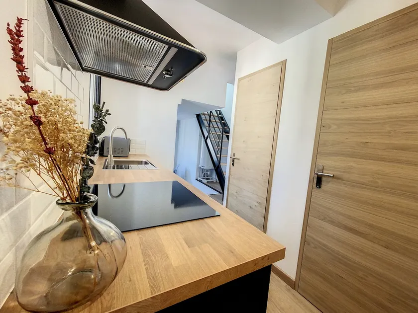 Welcome to Breteuil's cozy industrial duplex - Image 1