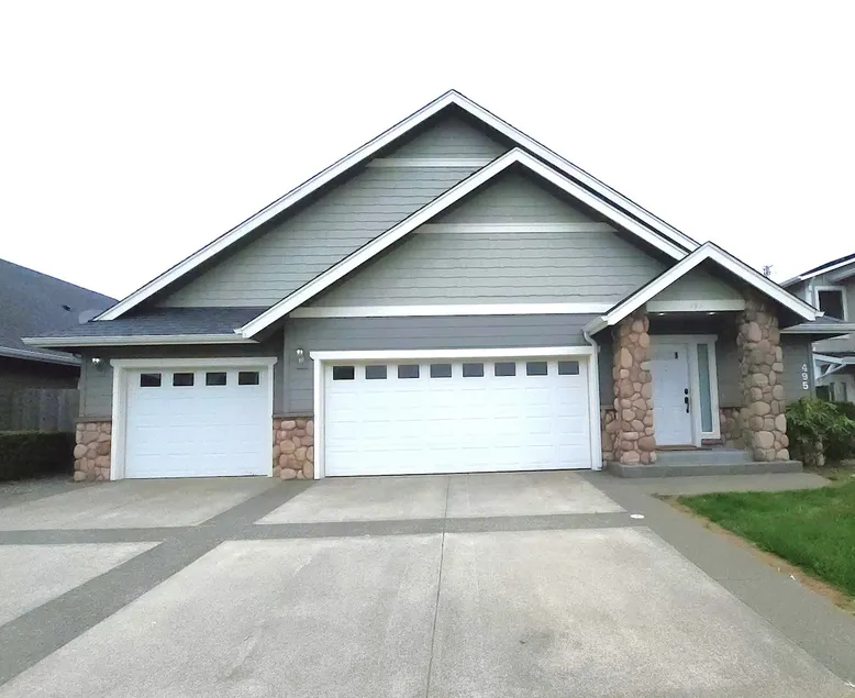 Unique Home in Crescent City - Image 1