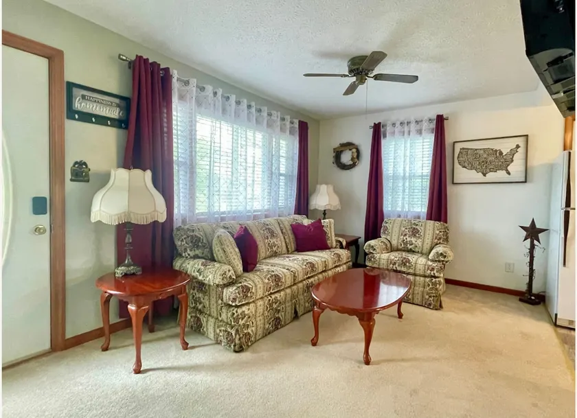 Cozy Cottage - Image 1