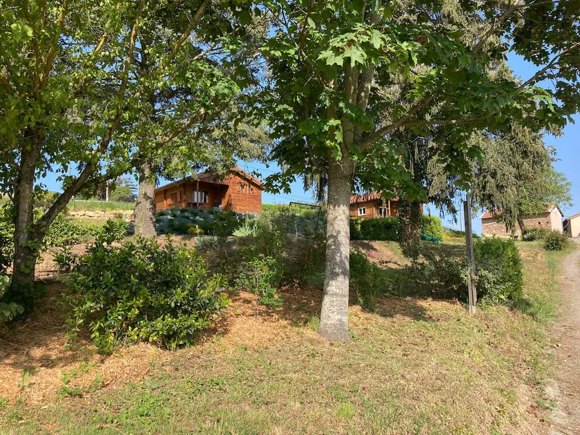 Cottage at the foot of the Popey ridge - Image 1