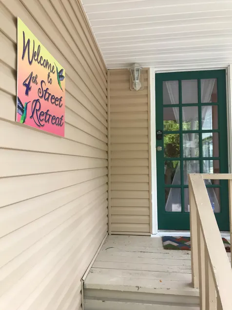 Welcome to 4th Street Retreat - Image 1