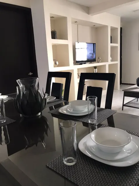 A comfortable and conveniently located apartment. - Image 1