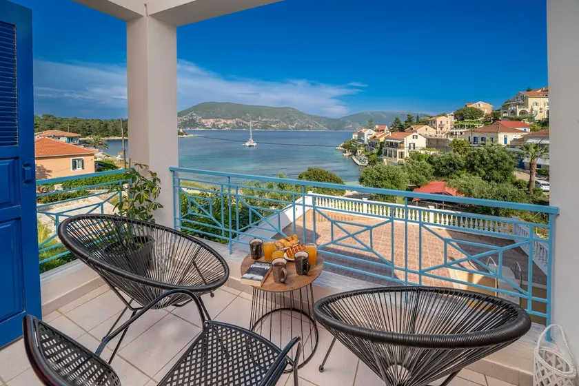 Zavalata Beach Front Apartment - Image 1