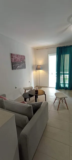 Alexandra Apartment - Image 1