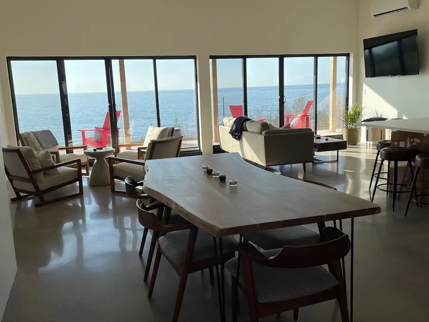 New Custom Oceanfront Home - Image 1