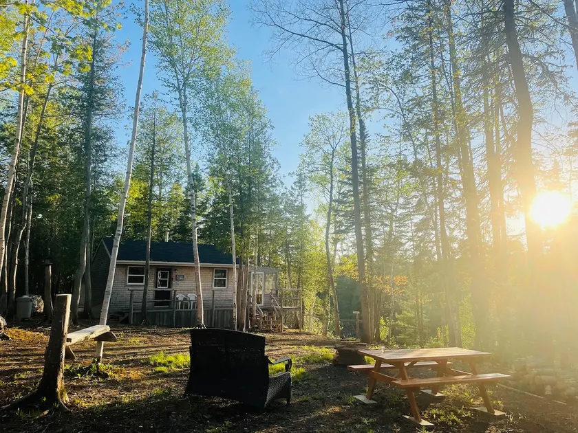 Quiet, cozy cabin - Image 1