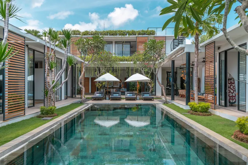 Villa Vida Mira - Elegant 4BR Beachside Villa in Canggu - Image 1