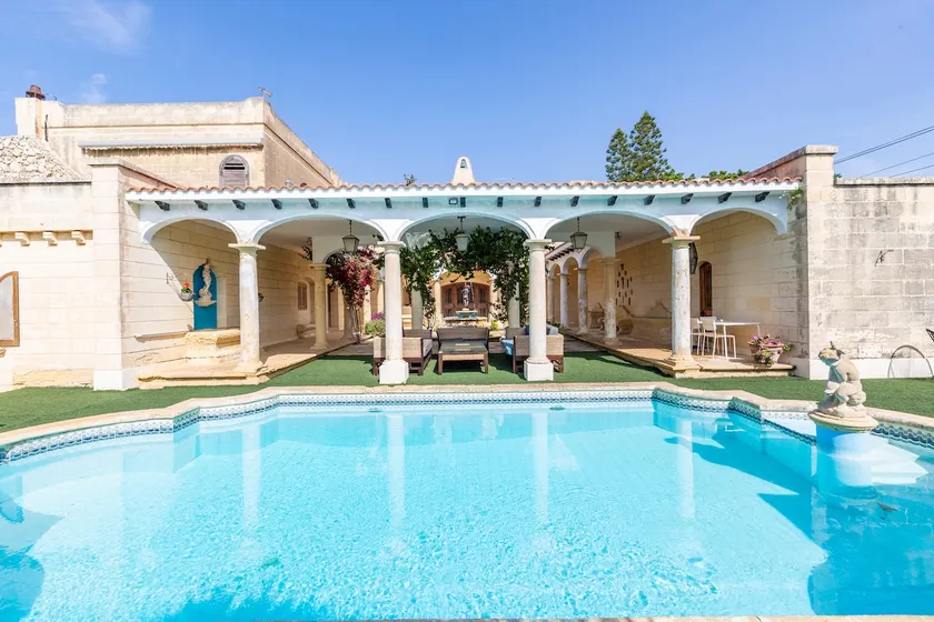 Stunning Villa •Pool •Tennis •Breath taking Views - Image 1
