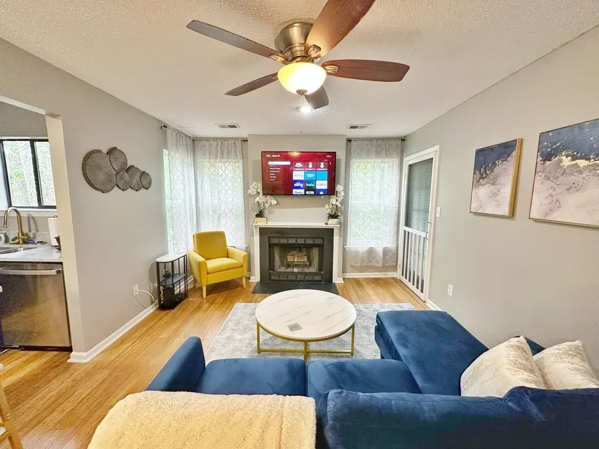 Condo at Southpoint Mall - Image 1