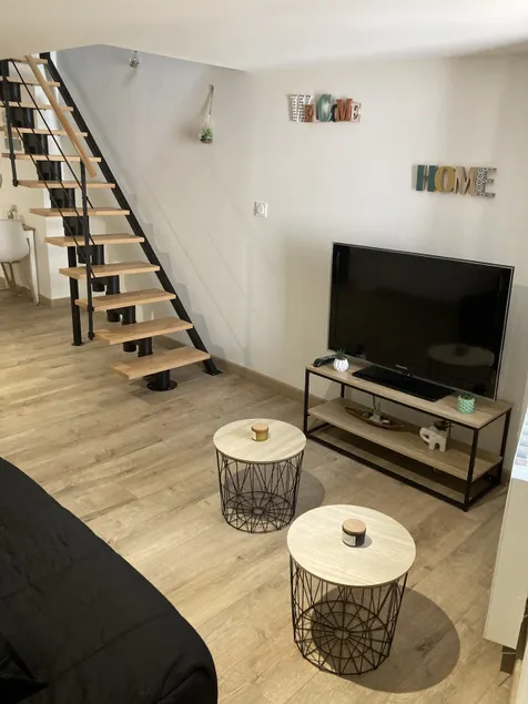 Le Perchoir du Lot Apartment in the heart of Espalion - Image 1