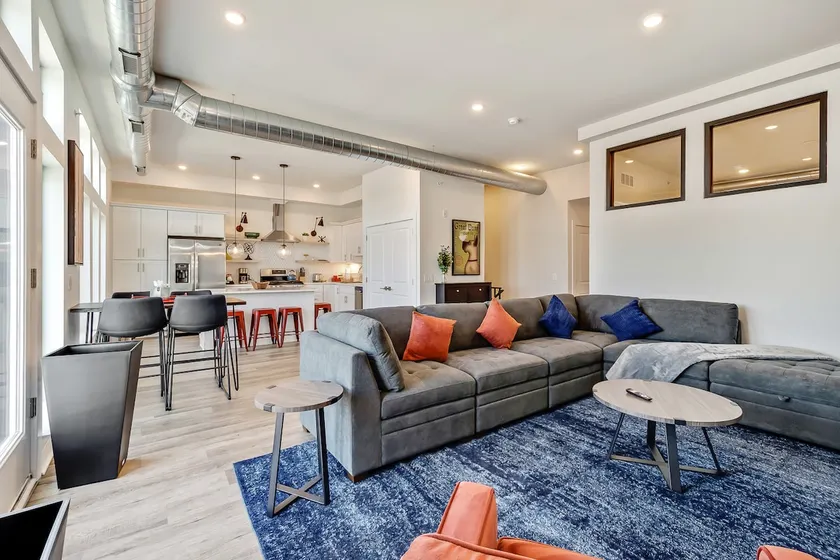 Cozy&Comfy w/Balcony! Heat of Fishtown Sleeps 8! - Image 1