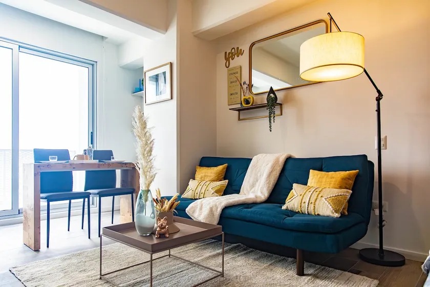 Elegant and Modern Loft With A/C (Near Airport) - Image 1