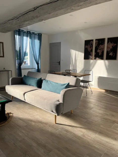 Appartement Centre de Guécélard - Image 1