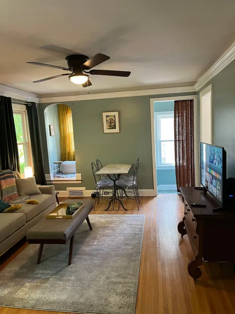 The Carriage House - Image 1