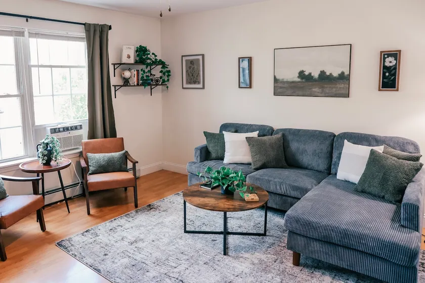 NEW MaineStay near Bangor Airport & Acadia Park - Image 1