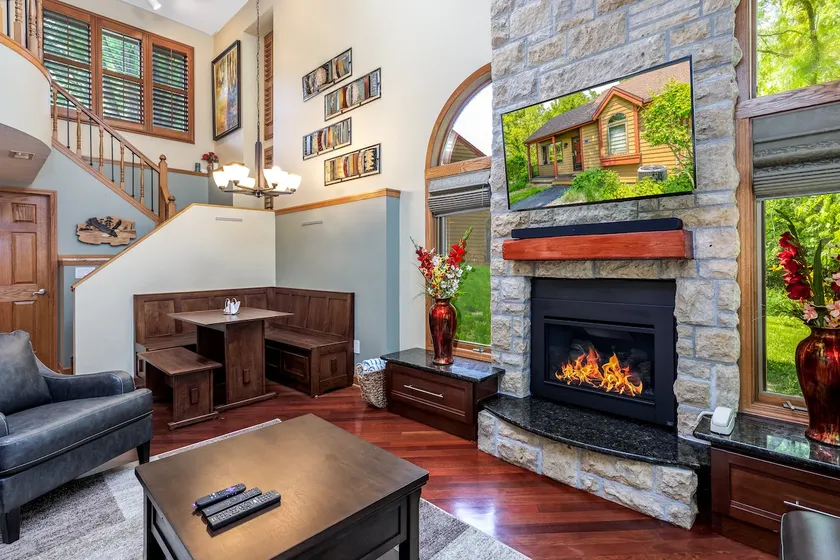 Country Chic + Comfort|Fireplace|Perfect Getaway - Image 1