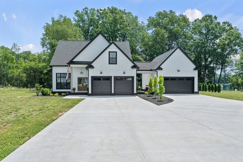 Our Sweet Little Piece of Tennessee - Image 1