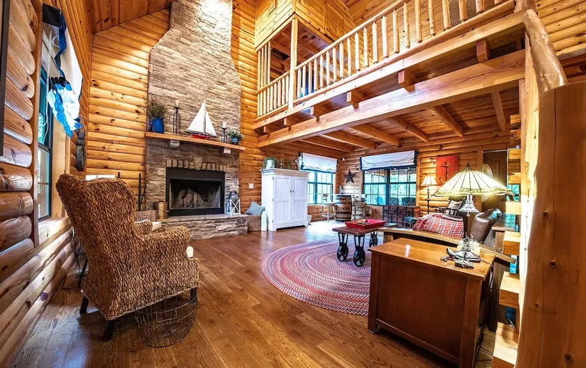 Cozy Log Cabin | HotTub | LakeView | Fires | Games - Image 1
