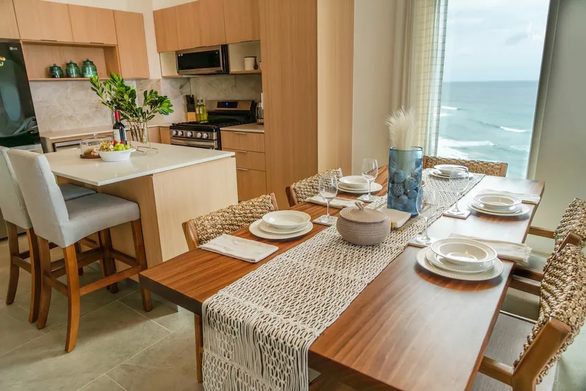 Luxe Sunset Ocean-View Suite Accommodation - Image 1