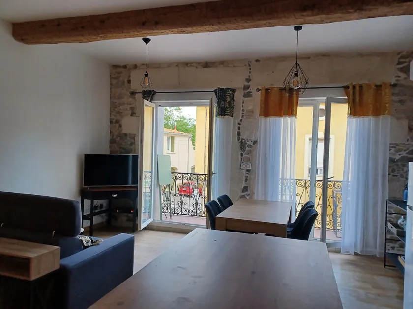 Renovated apartment in the heart of the village - Image 1