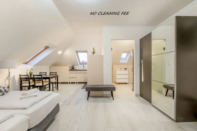 Jin Jang Apartman (AC, Free welcome drink) - Image 1