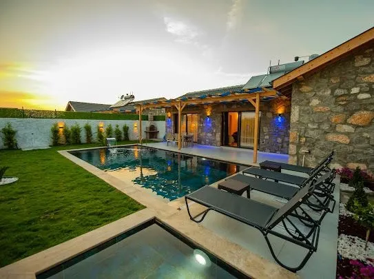 Villa Yigit 2+1 Jacuzzi 300 meters walk to the sea - Image 1