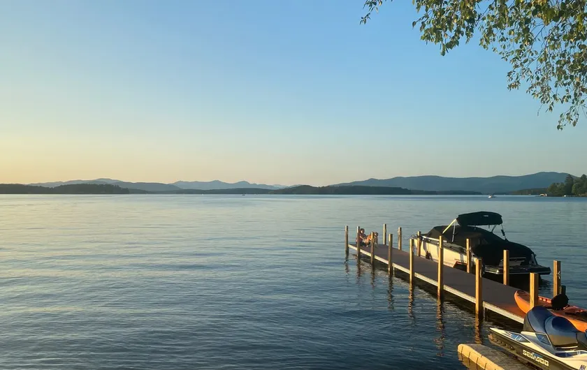 Waters Edge on Dockham Shore!  Lake Winnipesaukee Waterfront! - Image 1