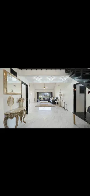 5BR Luxe Lodge•3,400 SqFt•Ample Parking + Location - Image 1