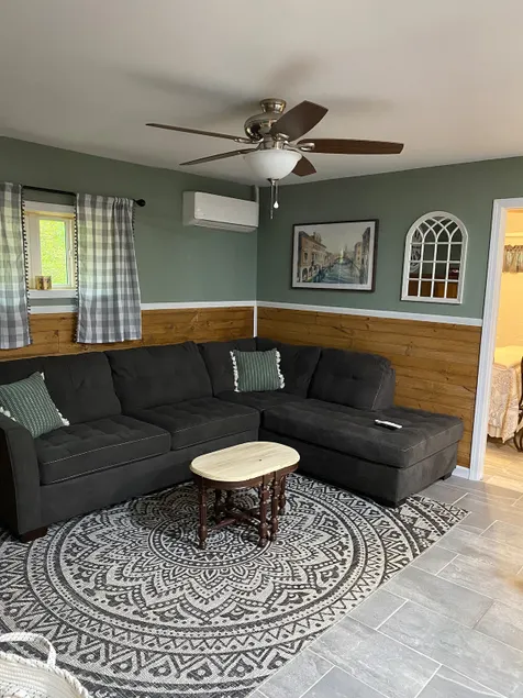 Mountain Hideaway ,New 2 bedroom - Image 1