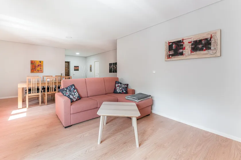 Fernandes Apartments - Image 1