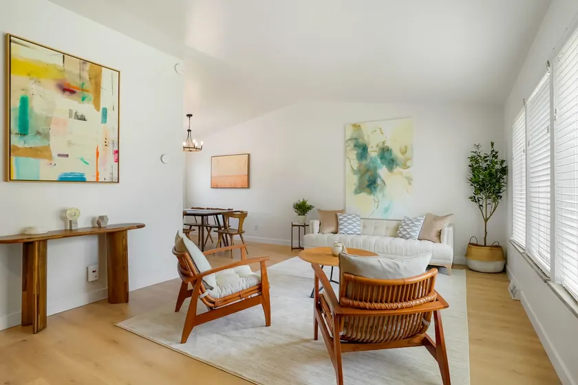 DenverStays | Large 5BD, Great for Family & Pets! - Image 1