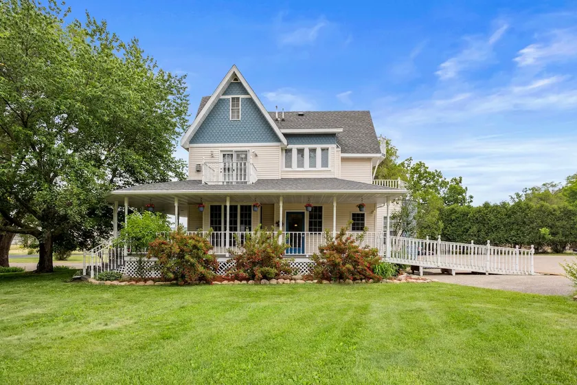 Big Blue on QQ - 5 Br House w/ boat rental option - Image 1