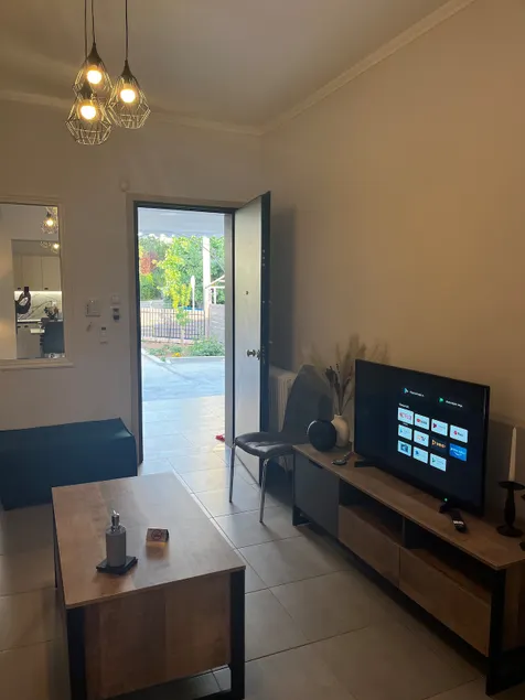 D & A house - Image 1