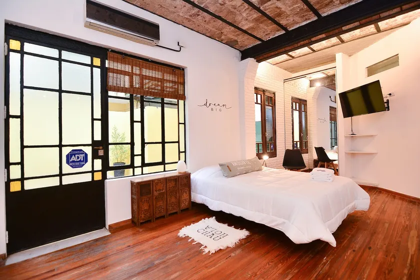 Palermo. A beautiful apartment with a patio - Image 1