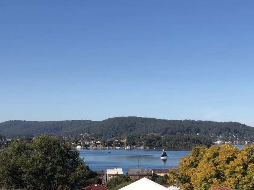 Sensational House & Water Views - Image 1