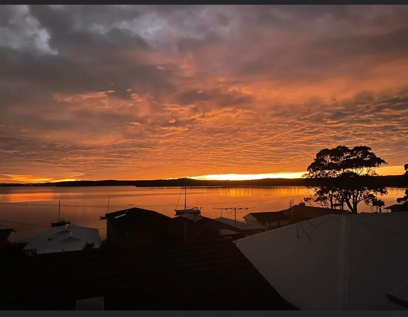 Sunshine Hideaway - Image 1
