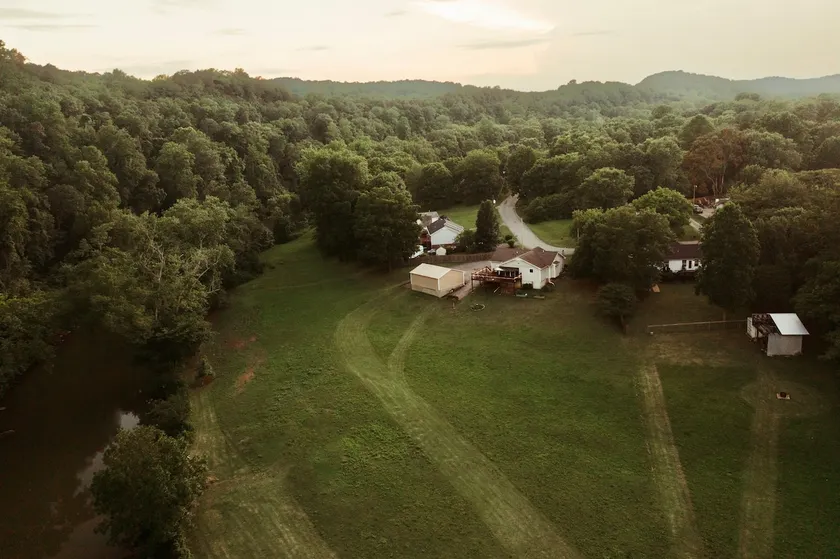 Private Beach on Harpeth River - Image 1