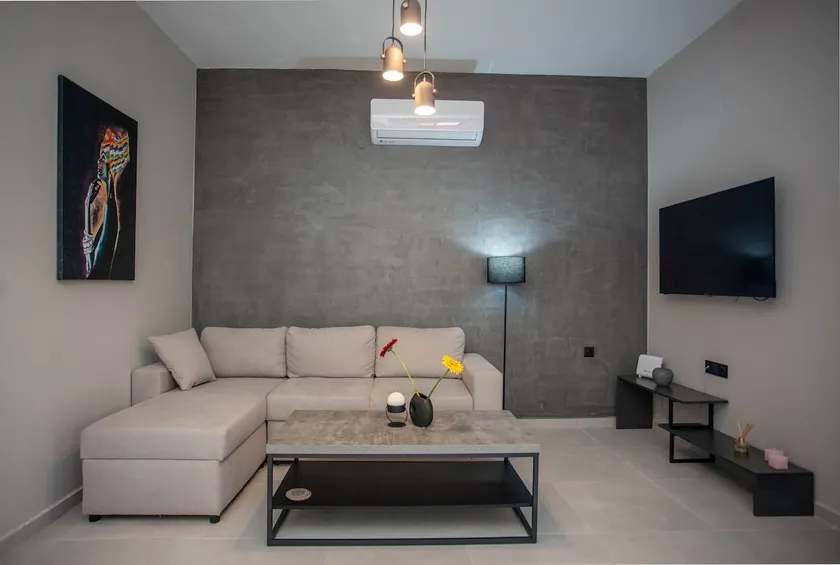 Makel Apartment - Image 1