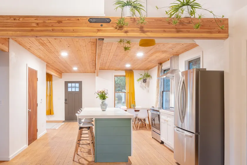 Farmhouse • Chef's Kitchen• Firepit • Pet Friendly - Image 1