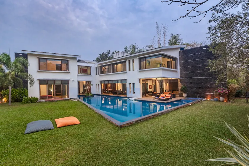 5BDR Lux Pet Friendly Pool Villa in Alibaug - Image 1