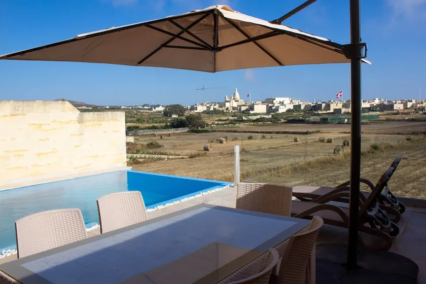 Kenn Holiday Home - Image 1